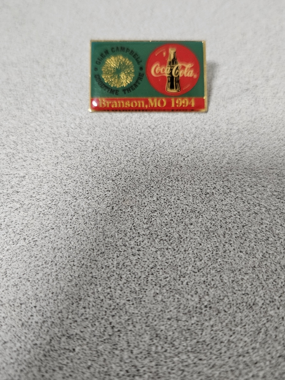Coca-Cola Green & Red Branson MO Souvenir Pin (I-14)